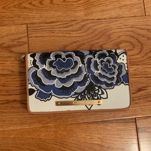NWOT Brahmin Wallet